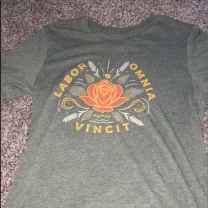 “labor omnia vincit” bella canvas t-shirt